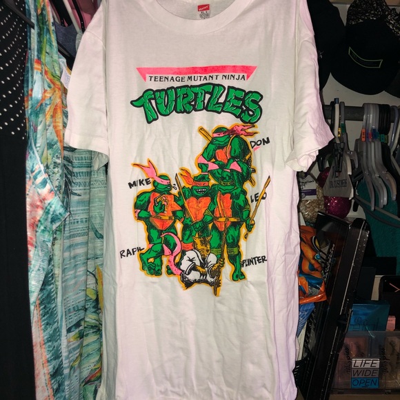 TMNT Vintage T-shirt - Picture 2 of 2